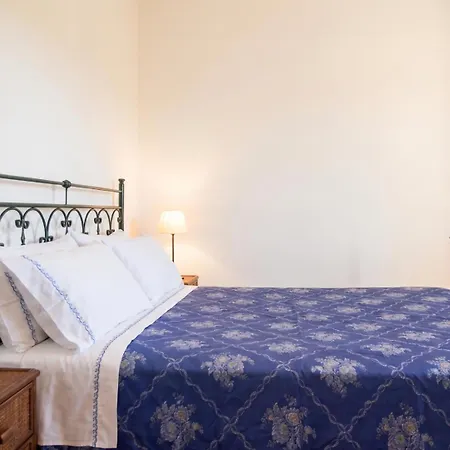 Le Fontanelle 2 Apartment